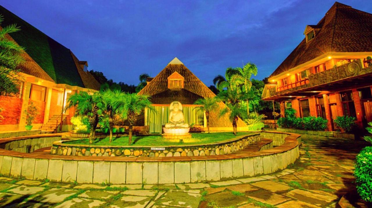 Pyramid Home Divine - A Wellness Resort Dehradun Extérieur photo