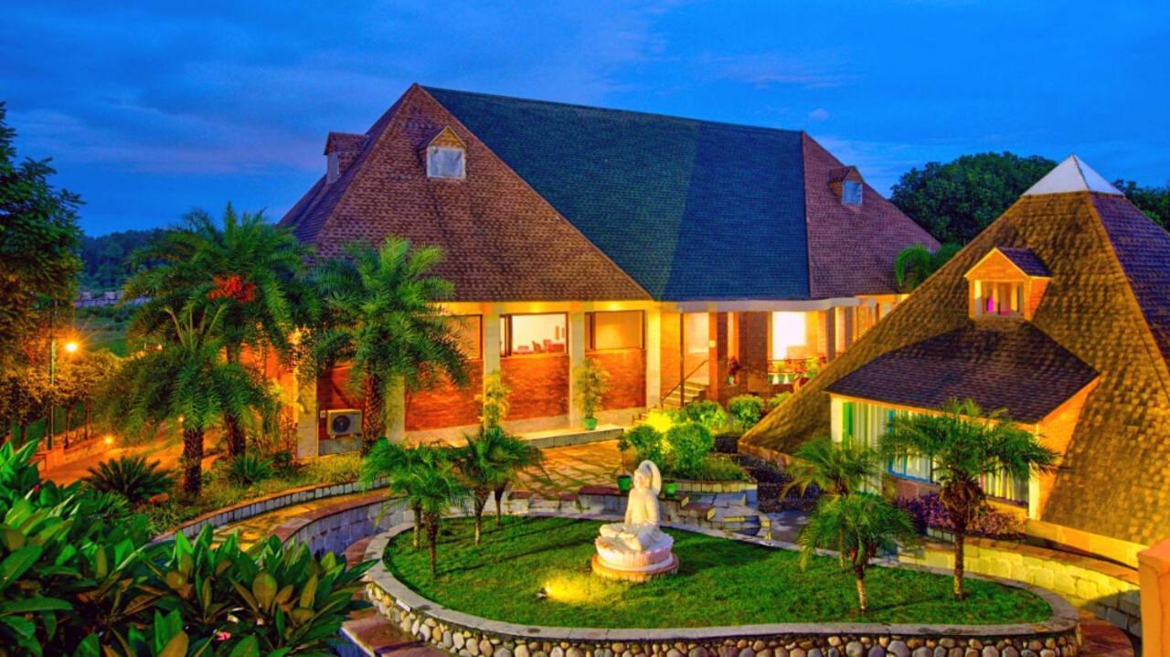 Pyramid Home Divine - A Wellness Resort Dehradun Extérieur photo